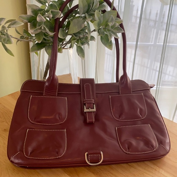 Hype Leather Rectangular Structured Bag. - Picture 16 of 16